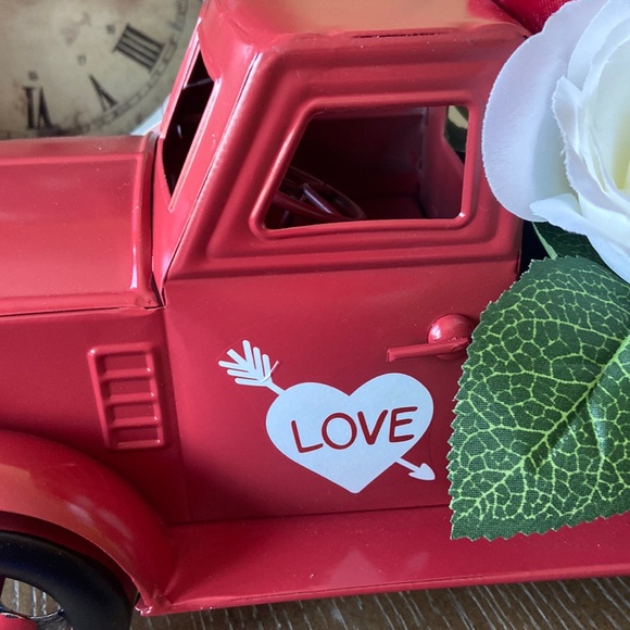 Valentine’s Day Farmhouse Rustic Vintage Farm Red Pick Up Truck Centerpiece - Picture 5 of 9